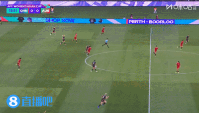 第17分钟，富德包抄破门，中国女足0-1落后澳大利亚