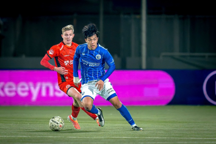 王博豪重回首发出战71分钟，帮助邓伯什1-0击败埃因霍温B队