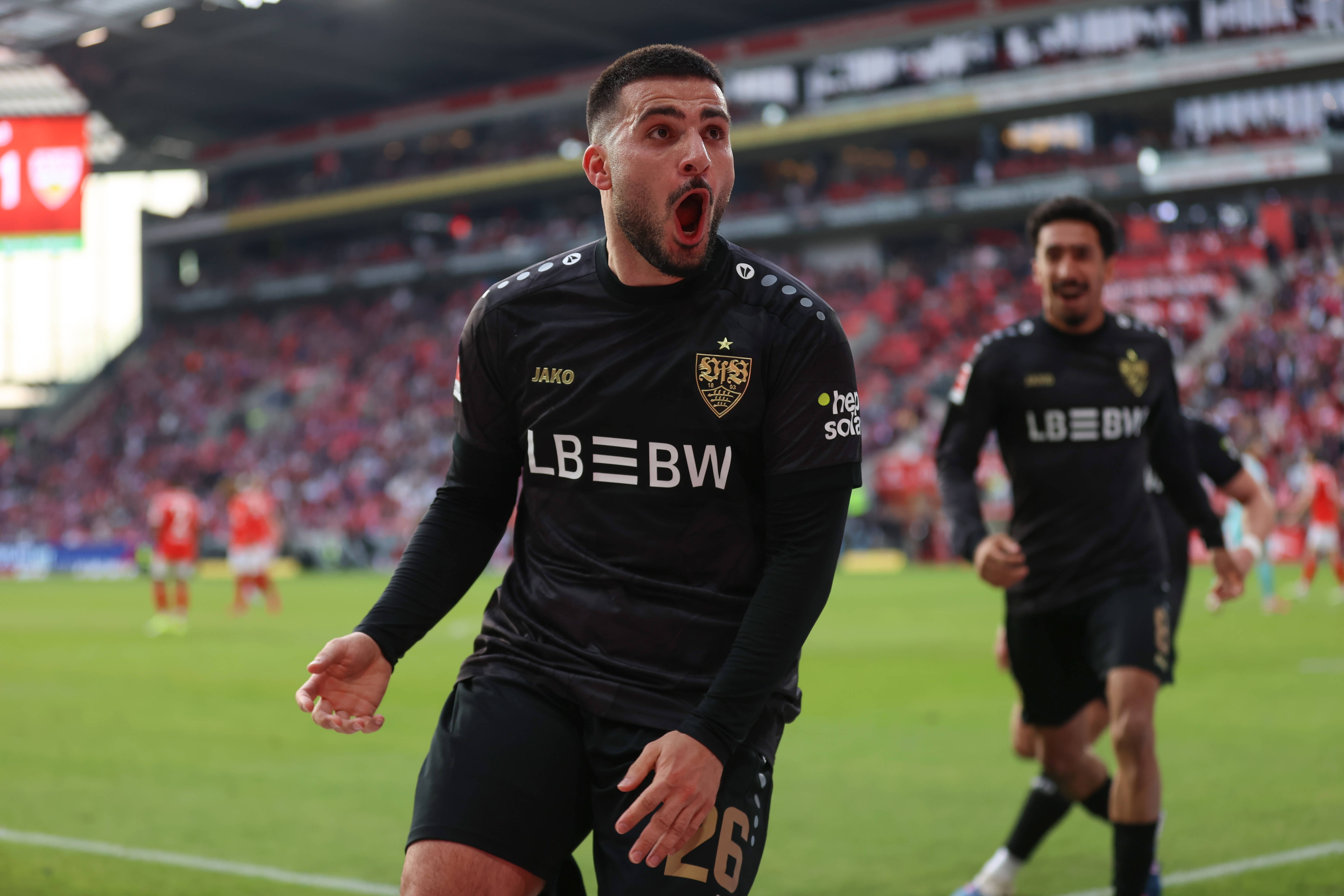 德甲22场16球！图片报：斯图加特想续约翁达夫 他在英超很有市场