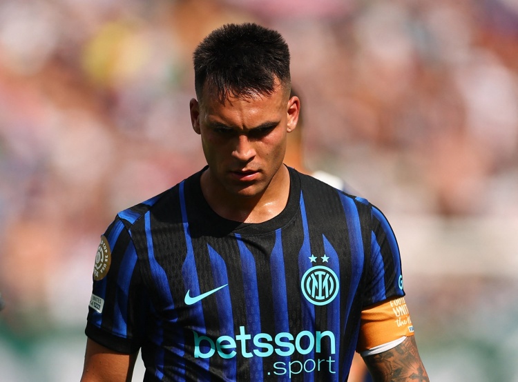 米体：劳塔罗已经恢复无球训练，但斯卡洛尼并未对他提出归队要求