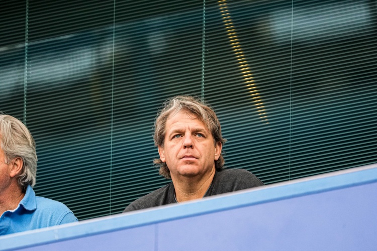 TA:4连败、关键球员萌生去意、球迷准备抗议,切尔西问题正累积