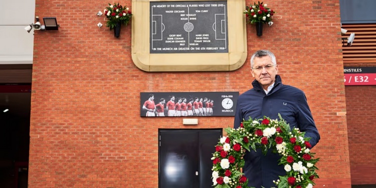 海纳悼念慕尼黑空难遇难者:拜仁与曼联的情谊应该代代相传