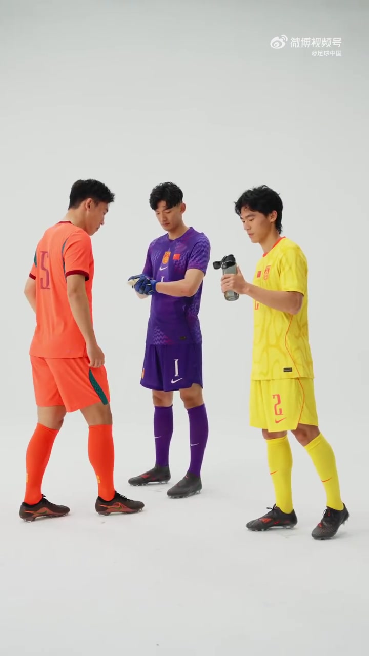 国足发布新球衣宣传视频，颜骏凌、朱辰杰、胡荷韬出镜宣传