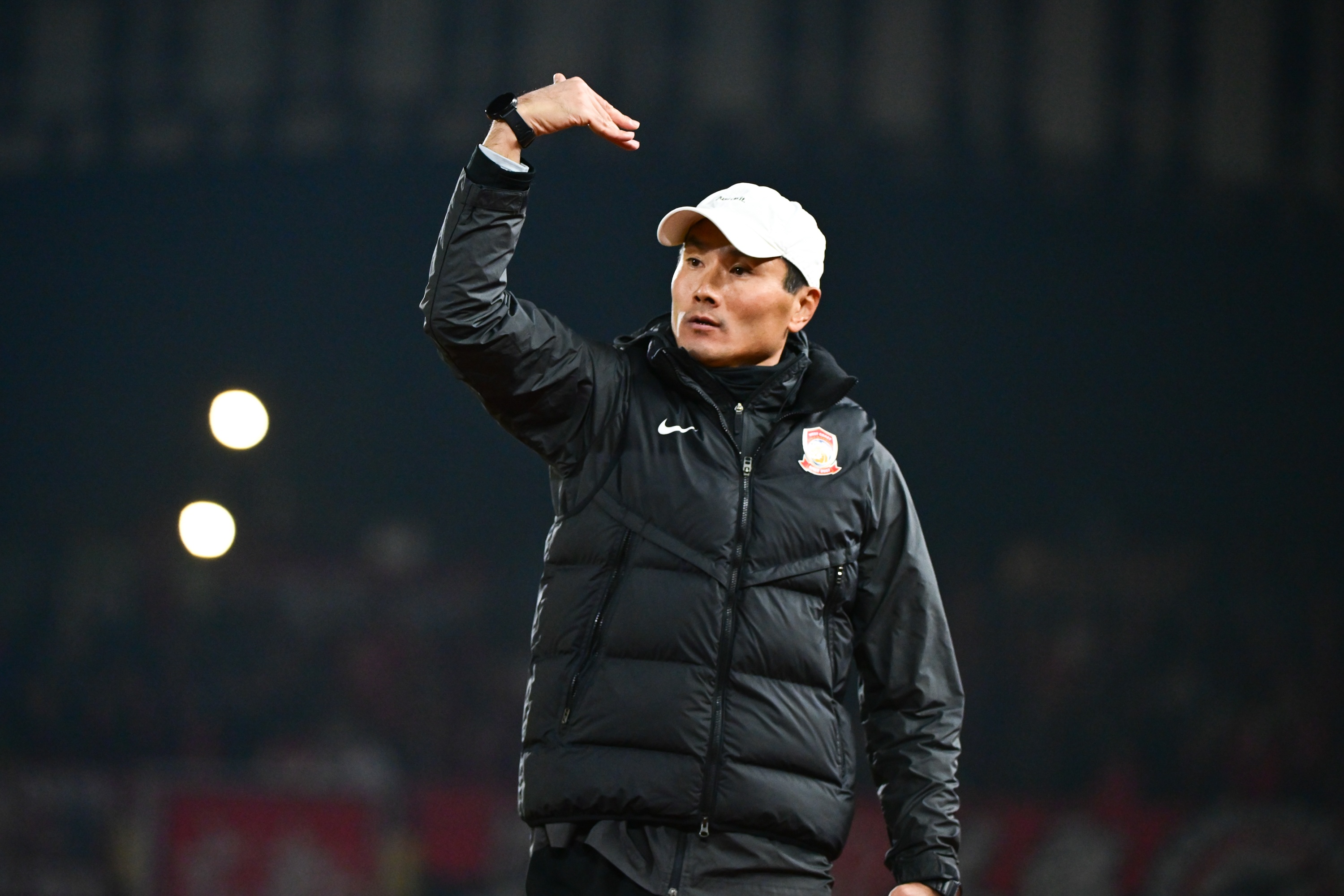 邵佳一:我是一位注重过程的教练 给西海岸的执教经历打70分