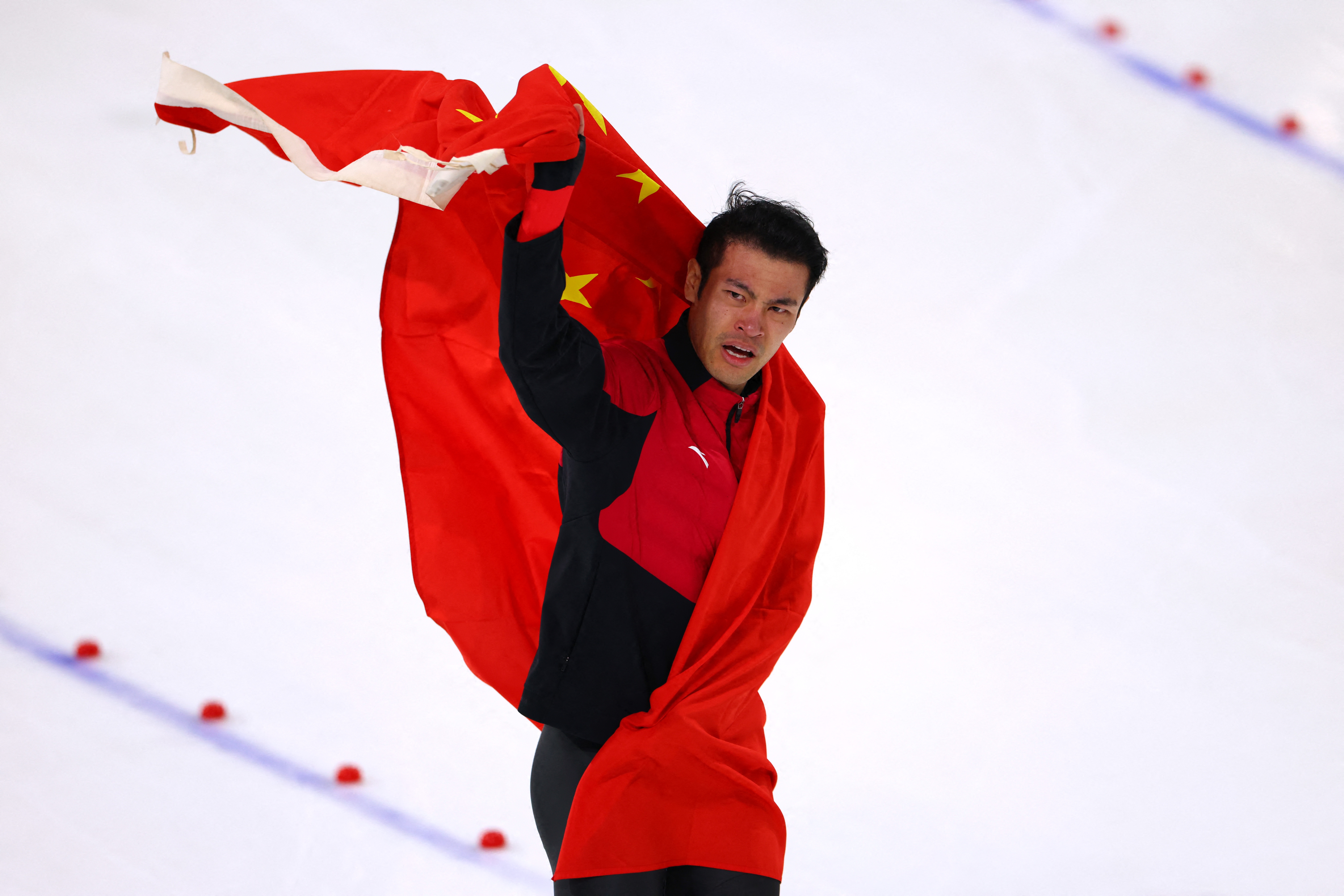 冬奥冠军跨界踢足球!官方:宁忠岩确认加盟“东北超”哈尔滨队