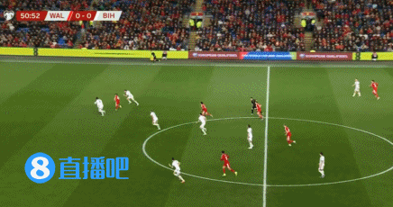 根本不讲理!D·詹姆斯禁区线前顶着防守突施冷箭 超级远射世界波