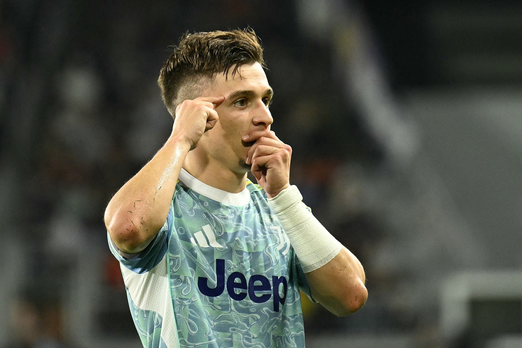 孔塞桑:我在尤文很开心,目前只专注于国家队&帮俱乐部取得成绩