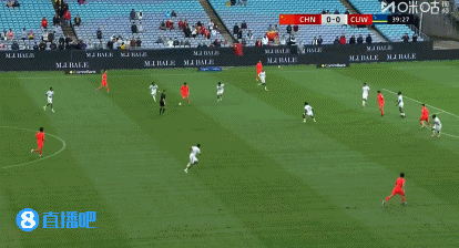 国足至今0射正,王上源第40分钟禁区外远射稍稍高出