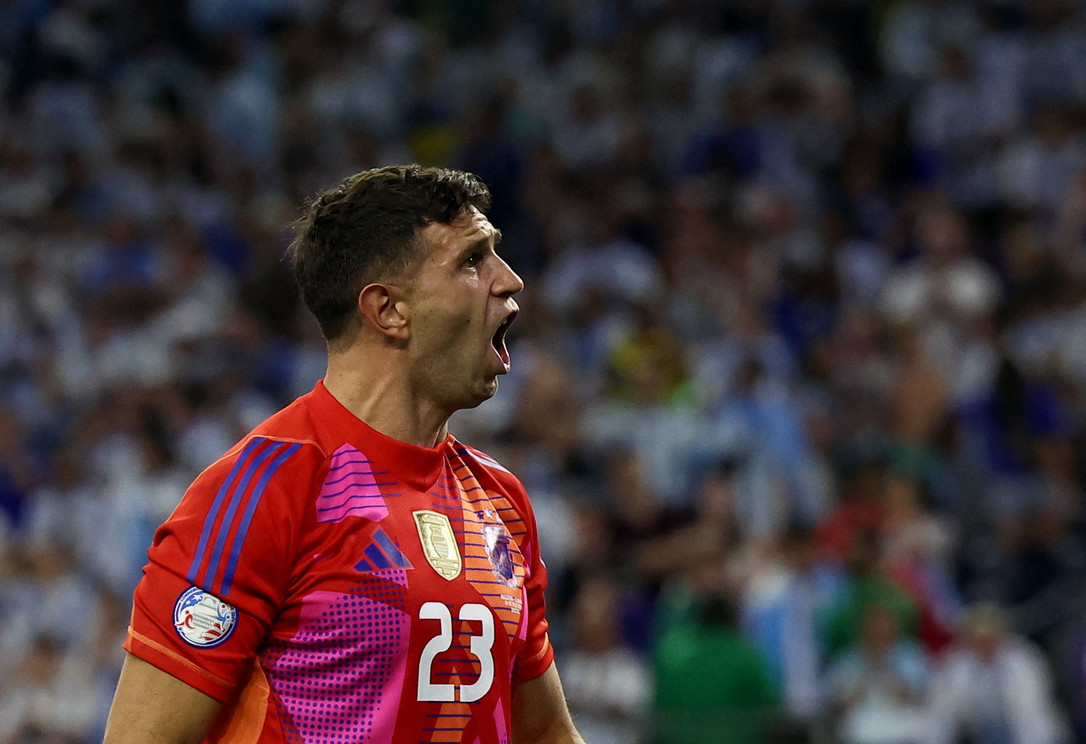 大马丁：还好欧美杯取消了，若我们像今天这样踢肯定输球