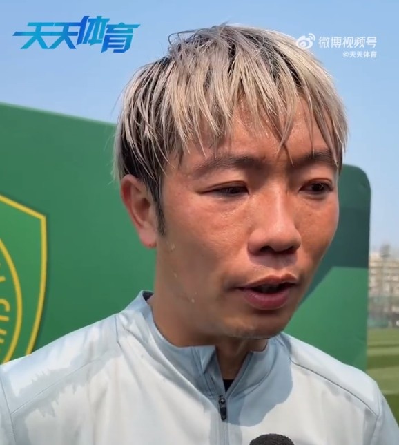 张稀哲：新帅带来团队精神，我们一场一场去拼不惧怕任何对手