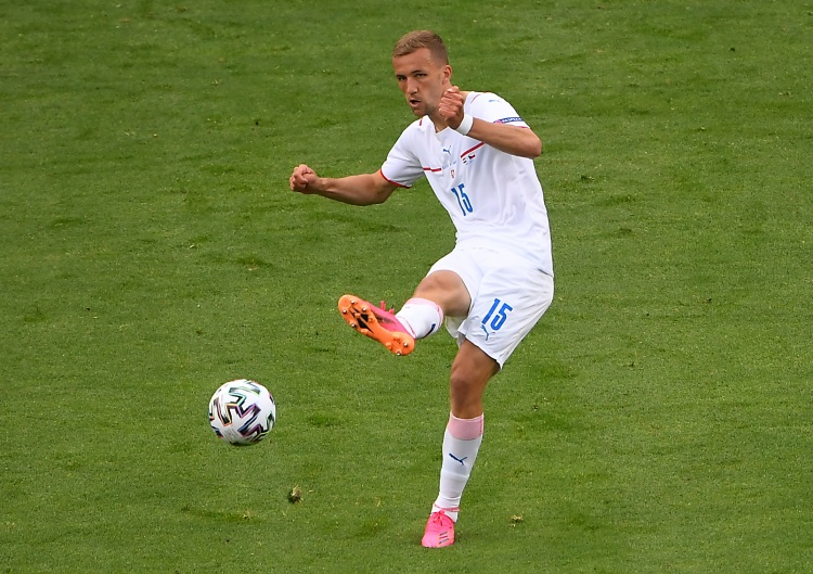 绍切克：我想为捷克而战，他们能夺走我的队长袖标却夺不走我的心