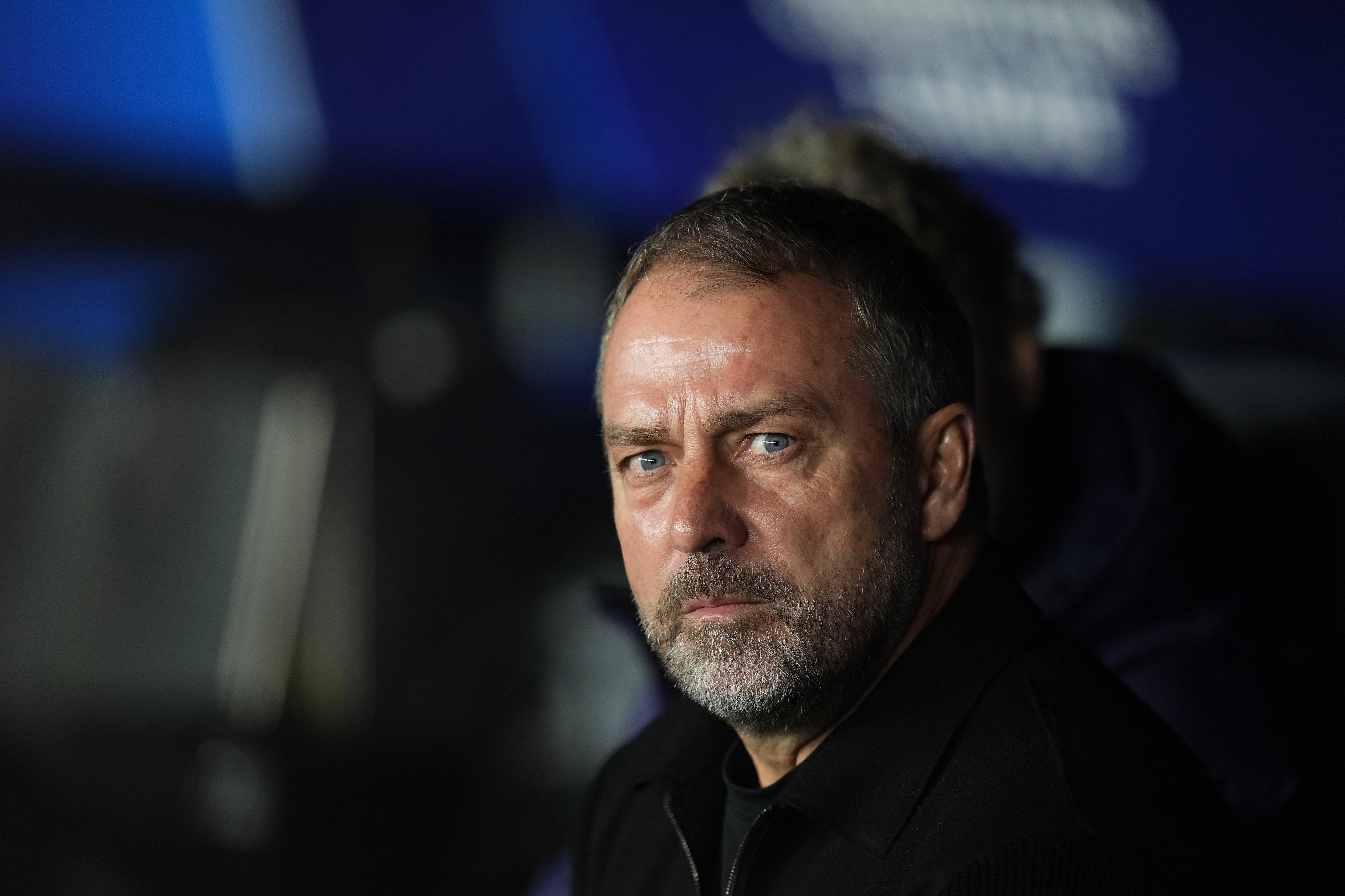 世体:巴萨今夏将前往英格兰基地圣乔治公园集训