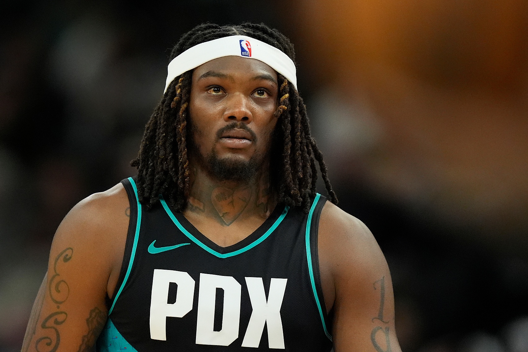 高效终结!罗威半场3中3拿到6分5板2帽 克林根没出手&0分